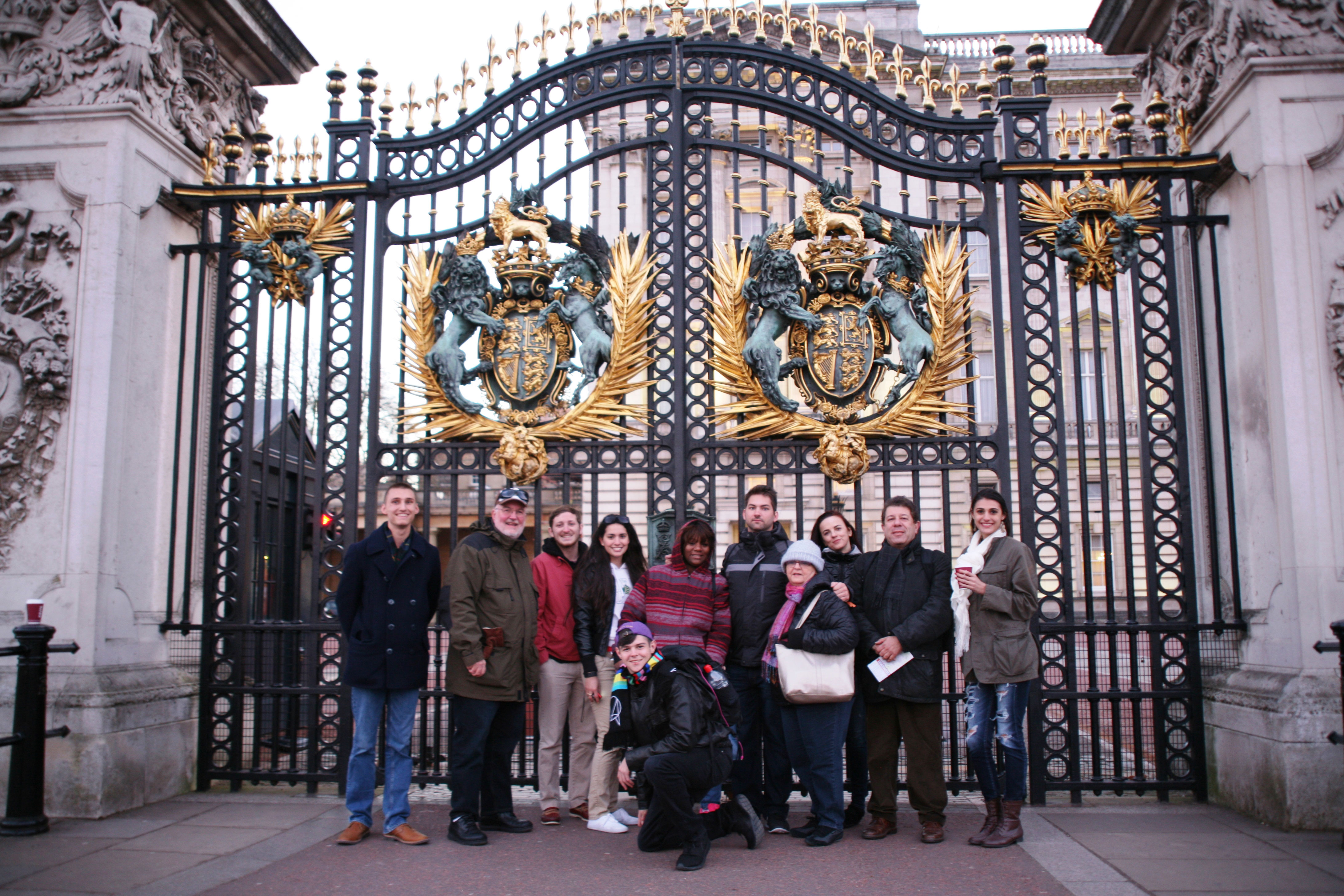 World-War-I-and-II-trip-Buckingham-Palace-gate