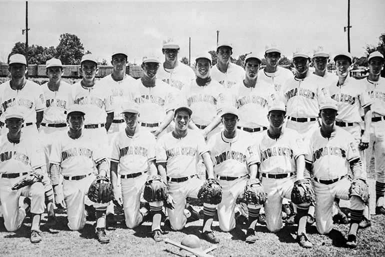 Saint Leo Baseball Team photo