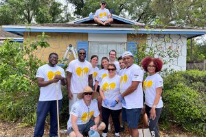 Paint Your Heart Out Tampa alumni event group photo